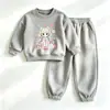 Conjunto de Moletom com Capuz para Bebê Primavera Outono Estiloso Meninos Meninas Manga Longa Roupa Externa Estilosa Calças Casuais Esportivas Conjunto de Duas Peças para Criança