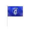 Banderas de soporte de mano para clubes de fútbol para que los aficionados las usen durante los partidos. Se pueden personalizar varias banderas de equipos de club