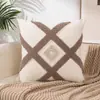Estilo Boho Moderno de Lujo Nuevo Nórdico Patrón de Bordado Geométrico Otoño e Invierno Cojín Decorativo para Sofá de Hotel