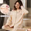 Roupas de Dormir de Algodão Puro para Gestantes Pijamas Dias de Primavera e Verão Roupas para Amamentação Roupa Pós-parto Roupas de Casa Conjunto com Almofada para o Peito