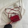 La Popular Bolso Mini Elegante, Sencillo y de Moda de Este Año 2025 Nuevo Diseño de Nicho Bolso Bandolera Mini