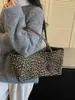 Bolso de mano retro casual con estampado de leopardo de gran capacidad, adecuado para el uso diario, el trabajo y los viajes; un bolso de hombro o un bolso de mano que se puede llevar debajo del brazo
