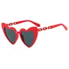 Europa y Estados Unidos nuevas gafas de sol ojo de gato montura pequeña cadena metálica gafas de sol de moda gafas de sol hip-hop callejeras transfronterizas para mujer
