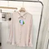 Selección de Verano para Viajes y Commute de Mujeres: Camisa Holgada Simple Protectora del Sol de Tencel de Alta Calidad 12675