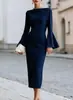 Moda feminina transfronteiriça europeia e americana, vestido justo de manga longa sino com ombros de fora para trabalho e festas