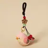 Pingente de chaveiro de carro de pássaro rechonchudo esculpido em madeira feito à mão, decoração fofa e requintada para bolsa para homens e mulheres, presente de aniversário
