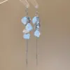 "Abalorio Floral de Perla" aretes de botón florales vintage con circonita y perla, aretes de lujo ligero de alta gama con un diseño único, aretes de nicho