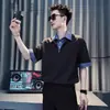 Camisa Polo Falsa de Dos Piezas de Gama Alta Camiseta de Manga Corta para Hombre 2025 Nuevo Verano Manga Tres Cuartos de Seda de Hielo Cuello en V para Hombre