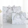 Bolsa de mano con ventana en forma de corazón lista para usar de Kobo Co. - Bolsa de regalo de alta gama, engrosada, empotrada con impresión de logotipo, adecuada para souvenirs