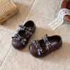 Zapatos de Cuadros con Lazo Estilo Academia Coreana para Niñas Zapatos de Cuero Suave Suela Suave Color Vino Tinto Marrón Retro Estilosos para Uso Diario