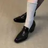 Mocasines Retro Cuadrados con Correa para Mujer, Estilo Otoño 2026, Versátiles de Commuter Británico, Zapatos de Piel Negros con Tacón Grueso que Aumentan la Altura