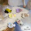 Botones coloridos pequeños de peces, mariposas, monedas, nubes, estrellas, triángulos, de dos agujeros irregulares y color degradado para ropa de niños y mujeres DIY