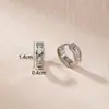 Pendientes Sencillos de Acero de Titanio Incrustados con Diamantes Pendientes Coreanos Transfronterizos Joyería de Acero Inoxidable Pendientes Perforados para Mujer
