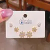 Exquisito Conjunto de Tres Pares de Aretes Redondos Geométricos de Flor de Circonita Pequeños y Versátiles para Mujer, Lujo Accesible Estilo Coreano Set de Alta Gama de 6 Piezas