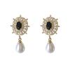 Brincos Vintage de Luxo Leve Estilo Francês com Pedras Pretas, Pérolas Ovais em Forma de Gota e Pino de Prata 925