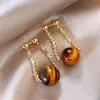 Pendientes Retro Marrones Maillard Populares para Mujer, Estilo Hong Kong, Lujo Accesible, Pendientes de Gama Alta, Pendientes del Mismo Estilo que las Celebridades de Internet