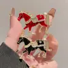 Broche de Caballo del Zodiaco de Alta Gama 2026 con Diamantes Brillantes, Accesorio de Ropa Animal de Lujo Ligero, Accesorio de Pin de Nicho