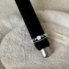 Coleção de Anéis de Metal Vazado com Renda de Alto Padrão Estilo Francês para Mulheres, Luxo Leve, Personalizáveis, Modernos, Tendência, Versáteis