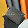 Popular Suministro Directo de Fábrica Venta al por Mayor Comercio Exterior Europeo y Americano Serie Clásica de Cartera Portatarjetas con Letras Full Cuero Portatarjetas 82739