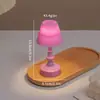 Lámpara de Mesa Pequeña Creativa Retro Luz de Noche de Mesita de Noche de Dormitorio Lámpara de Mesa Pequeña de Escritorio Luz Ambiental Decorativa Regalo de Cumpleaños