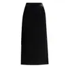 Falda lápiz de terciopelo dorado de corte recto con bolsillo para mujer, nueva colección otoño/invierno 2026, falda midi elegante y estilizada