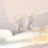 Pendientes Mobius en Baño de Plata Estilo Minimalista, Diseño Ancho Exagerado, Aros para Orejas Adelgazantes con Textura Retorcida y Cierres de Oreja Entrelazados