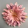 Cabeça de Crisântemo Folha de Pinheiro Simulada 8cm Grampo de Cabelo Flor Cabeça Ópera Headwear Artesanato de Guirlanda Feito à Mão DIY Flor Artificial Decorativa