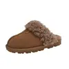 Sandalias de Pelo Rizado Henan Sangpo para Mujer Invierno Nuevo Estilo Piel y Piel Integradas Engrosadas Cálidas Exteriores Casuales Zapatos Peludos