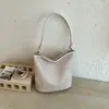 Bolso cubo muy elegante y moderno con un ambiente relajado, gran capacidad, diseño de nicho, adecuado para ir al trabajo, bolso simple de hombro o para llevar debajo del brazo