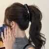 Letra Logo Dorado Estampado de Leopardo Cola de Caballo Alta Pinza Banana Pinza de Garra de Una Palabra de Gama Alta para Mujer Pinza Retorcida Pinza para el Cabello en la Parte Posterior de la Cabeza Accesorios para el Cabello