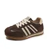 Sapatos Femininos 2026 Novo Outono Salto Escondido Sapatos Forrest Gump Marrom Retro Leves Esportivos Sola Macia Confortáveis para os Pés Mais Vendidos