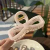 Nueva Crema Cuadrado de 10 cm Lazo Grande Hebilla de Lazo Pinza de Pinza Pinza para la Parte Posterior de la Cabeza Accesorios Elegantes para el Cabello Pinza de Tiburón