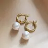 Liu Yifei - Pendientes de perlas de imitación con hebilla, estilo sencillo, ligeros y lujosos, personalizados, elegantes, con personalidad de las celebridades de Internet