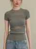 Camiseta de tricô cinza com detalhes vazados e manga curta para mulheres, estilo nicho slim-fit de verão, top modelador e estiloso