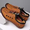 Sandálias Masculinas de Verão com Solado Macio e Vazadas, Sapatos de Praia Preguiçosos à Prova d'Água, Sapatos de Couro Modernos, Leves, Confortáveis e Respiráveis