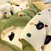 Conjunto de cama de quatro peças em veludo de leite de desenho animado, novo conjunto de cama de fleece de coral de inverno 2026, incluindo lençol de cama e capa de edredom