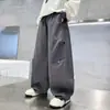 Pantalones Cargo de Moda Casual Nuevos Otoño 2026 Niños Niños Medianos y Grandes Atractivos Sueltos Largos Primavera Otoño Modernos
