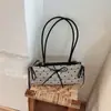 Diseño único, bolso de axila estilo ballet para mujer, nueva colección de otoño 2026, moda retro de lunares estilo coreano, adecuado para ir al trabajo