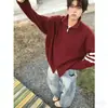 Suéter cárdigan rojo de tres rayas para hombre, estilo casual de invierno, prenda exterior del año zodiacal, cuello semi-alto, tejido de punto con doble cremallera