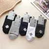 Calcetines Haibaina al por mayor calcetines altos para hombre doble costura calcetines de algodón holgados otoño e invierno gruesos color liso calcetines de algodón casuales