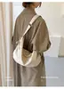 Bolso de Felpa de Gamuza de Alta Gama Plegado para Mujer 2026 Nuevo Otoño Gran Capacidad Bolso de Hombro Único Bolso de Mano Retro para el Trabajo