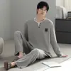 Pijama de algodón puro para hombre de otoño e invierno, de manga larga y pantalón largo, suave y transpirable, conjunto simple y casual de dos piezas para casa