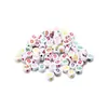 Cuentas de letras blancas acrílicas con letras inglesas, cuentas redondas de plástico para pulsera, 26 cuentas individuales con la letra D