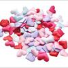 Encuentra suministros para bodas transfronterizas y atractivas, flores artificiales para lanzar a mano, decoración de salas de bodas, pétalos falsos, pétalos de esponja para cama.