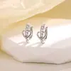 Hebilla de Oreja de Amor de Zirconia Diseño Único Diamante de Remo Anillo de Oreja de Corazón Pequeño Pendientes de Hebilla de Corazón Hueco Pequeños y Exquisitos para Mujeres