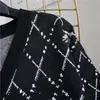 Abrigo suéter de primavera y otoño para mujer, jacquard a cuadros, cárdigan de pedrería, top casual de cintura alta, chal de punto estilo Chanel