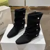 Botas Retrô com Bico Fino Plissado e Salto Bloco para Mulheres, Salto Médio, Novidade Outono 2026, Botas de Camurça Versáteis para Tornozelo, Botas Slim, Botas Western