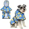 Capa de Chuva Personalizada para Cachorro com Abertura para Guia com Capuz Impermeável com Tiras Refletivas Ajustável Respirável Xadrez Capa de Chuva
