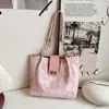Bolso de mujer transfronterizo de gran capacidad, nueva colección otoño 2026, bolso de hombro versátil y a la moda, bolso tote moderno y casual para el trabajo y el uso diario