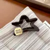 Pinza de Garra con Pentagrama Etiqueta Dorada para Mujer 2025 Nuevo Pinza para el Cabello de Gama Alta Cola de Caballo Alta Parte Posterior de la Cabeza Recogido Pinza de Tiburón Accesorio para el Cabello